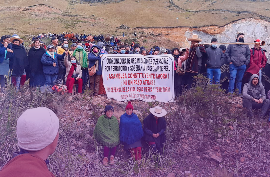 Strike against the AntaKori mining project: peruvian women and communities resist